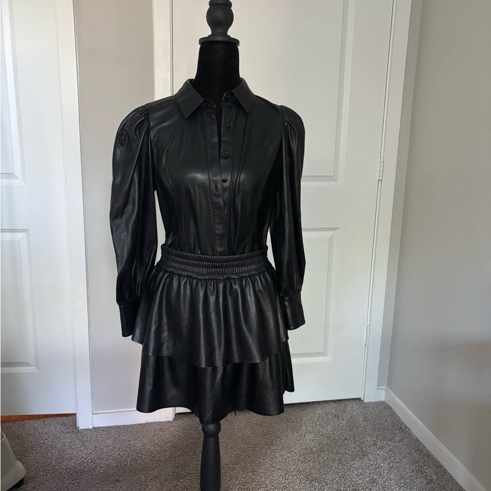 Alice + Olivia Black Long Sleeve Dress